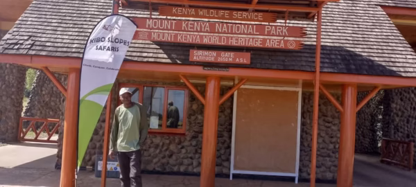 Naro Moru to Chogoria, Mount Kenya